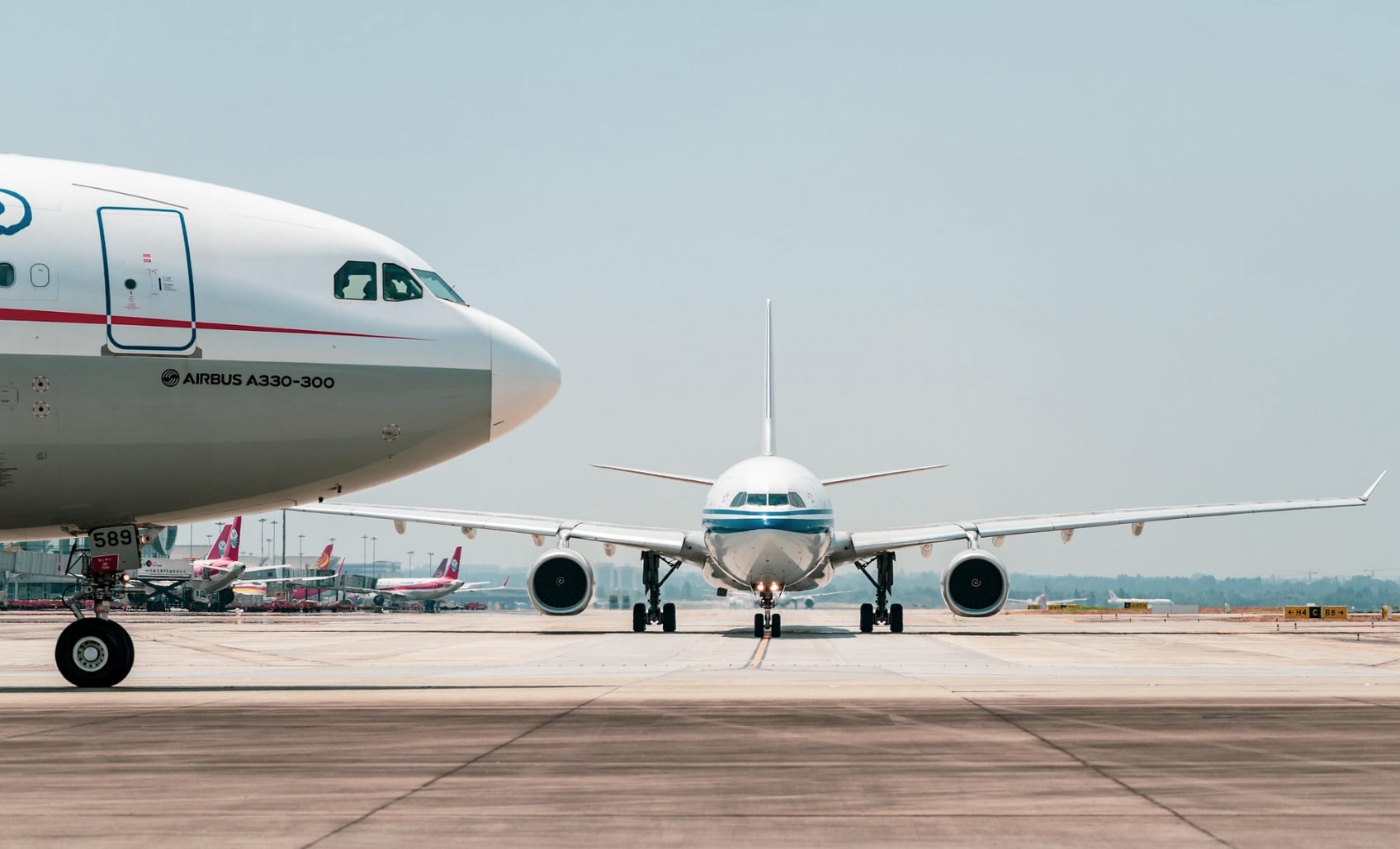 airplanes